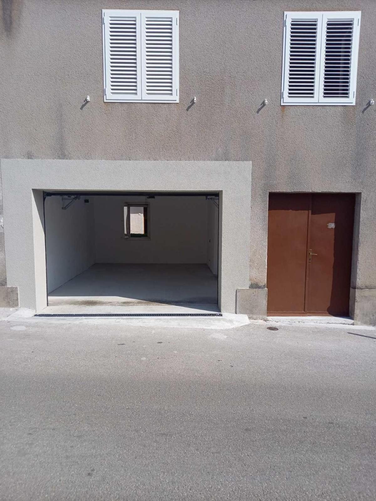 Apartment Ana, Free Garage Parking Sibenik Exterior photo